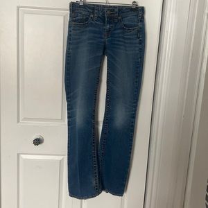 Vintage low waisted Silver jeans. Size 28.